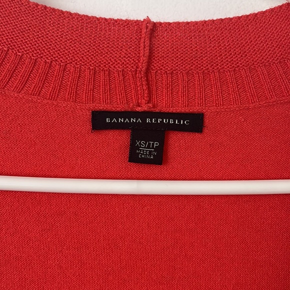 Banana Republic Cardigan - Picture 2 of 2